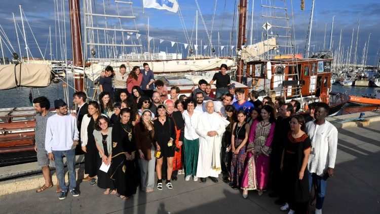 A bordo del Bel Espoir, León XIV anima a los jóvenes a construir la paz del mañana a-bordo-del-bel-espoir,-leon-xiv-anima-a-los-jovenes-a-construir-la-paz-del-manana