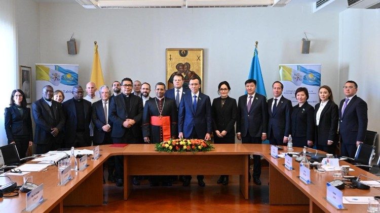 Vaticano: Mesa redonda sobre iniciativas interreligiosas en Kazajistán vaticano:-mesa-redonda-sobre-iniciativas-interreligiosas-en-kazajistan