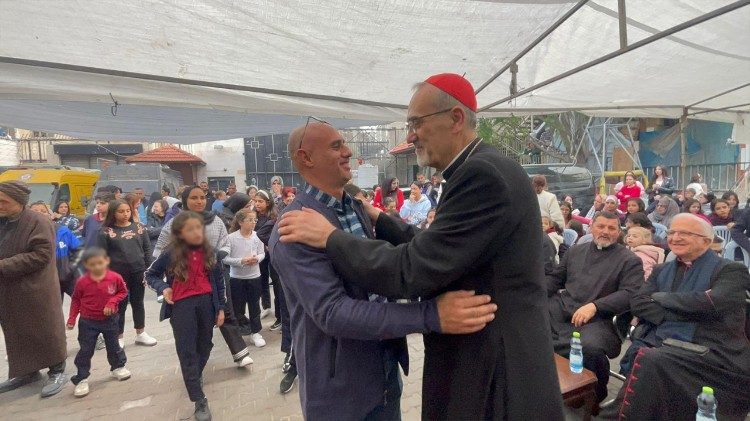 El cardenal Pizzaballa en Gaza celebra la Navidad con la comunidad católica el-cardenal-pizzaballa-en-gaza-celebra-la-navidad-con-la-comunidad-catolica